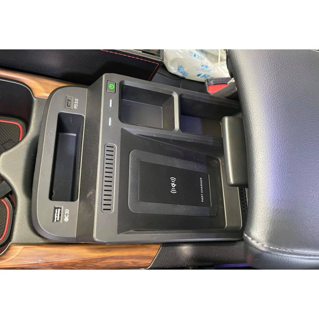 【桃園 技陞】HONDA CRV5 5代 5.5代 17-21年款 專用 無線充電座 無線充電 扶手箱無限充電盤