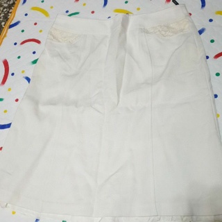 BOSCH白色蕾絲口袋裙40尺寸