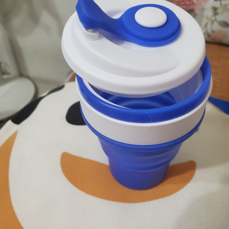 現貨 藍色❤ 矽膠杯 環保折疊杯 折疊杯 摺疊杯 環保杯  便攜式折疊杯 可折疊 旅行杯 伸縮杯