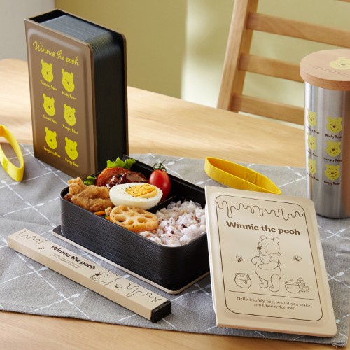 小怪獸日本代購🌸日本製 迪士尼 小熊維尼 書本型便當盒 環保筷 野餐盒 分隔 便當盒 餐盒  維尼便當盒 環保餐具 書本