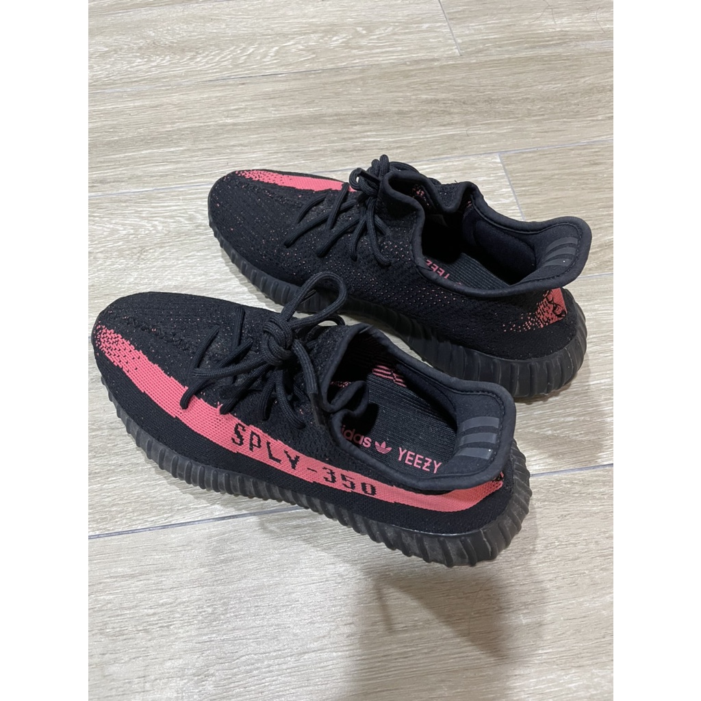 二手Adidas Yeezy Boost 350 V2 黑粉