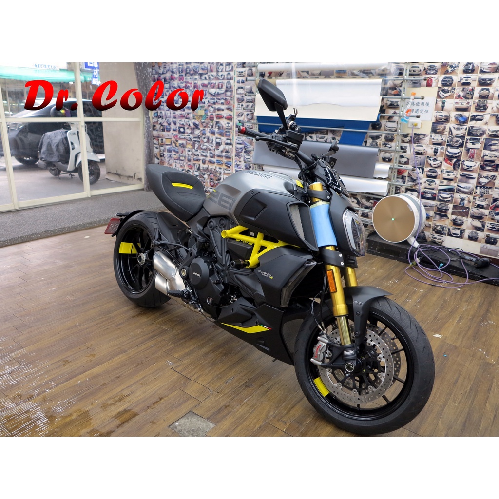 Dr. Color 玩色專業汽車包膜 Ducati Diavel 1260 S 細紋自體修復消光透明犀牛皮_油箱