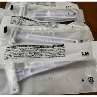 🔥日本貝印 KAI 雙刀片 隨身用 拋棄式 臉用T型剃刀 刮鬍刀 修鬍刀
