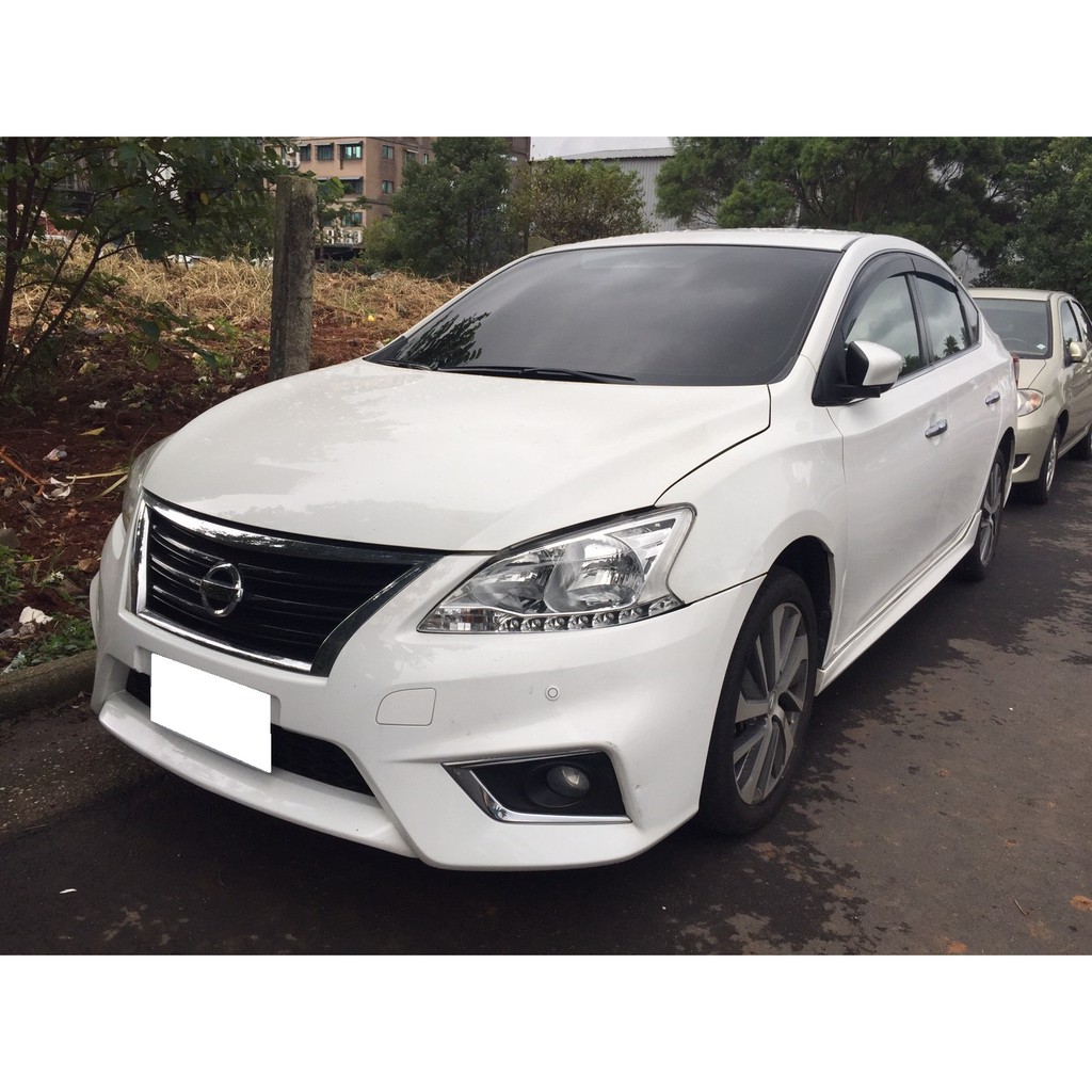 Apple 14 日產sentra Aero 2 4 白色熱門車省油中古車二手車2手車中古汽車 蝦皮購物