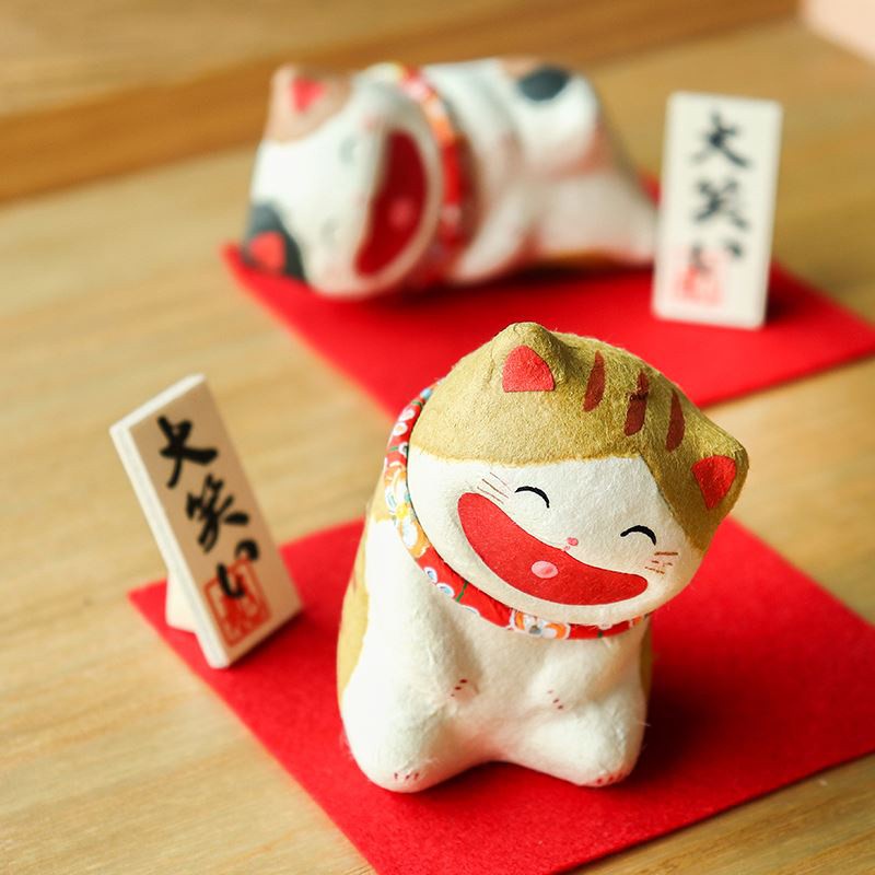 擺件日本進口龍虎堂擺件大笑猫咪可愛案頭裝潢日式和紙迷你工藝品禮物