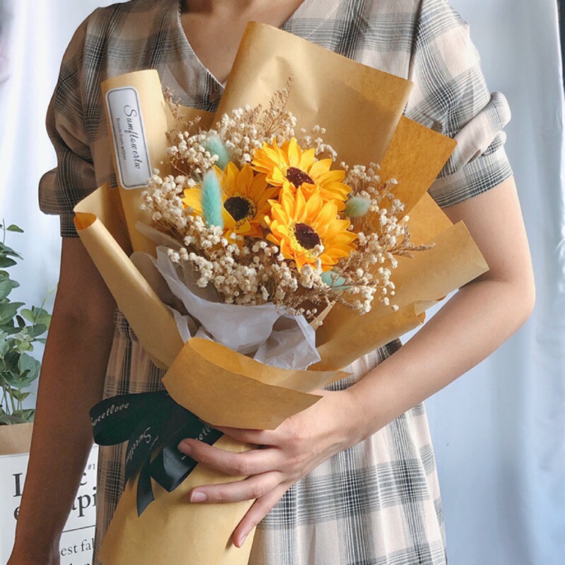 乾燥花肥皂向日葵太陽花乾燥花束 畢業乾燥花束禮物 滿天星乾燥花  幼稚園花束 老師花束禮物 大學畢業 畢業花束禮物