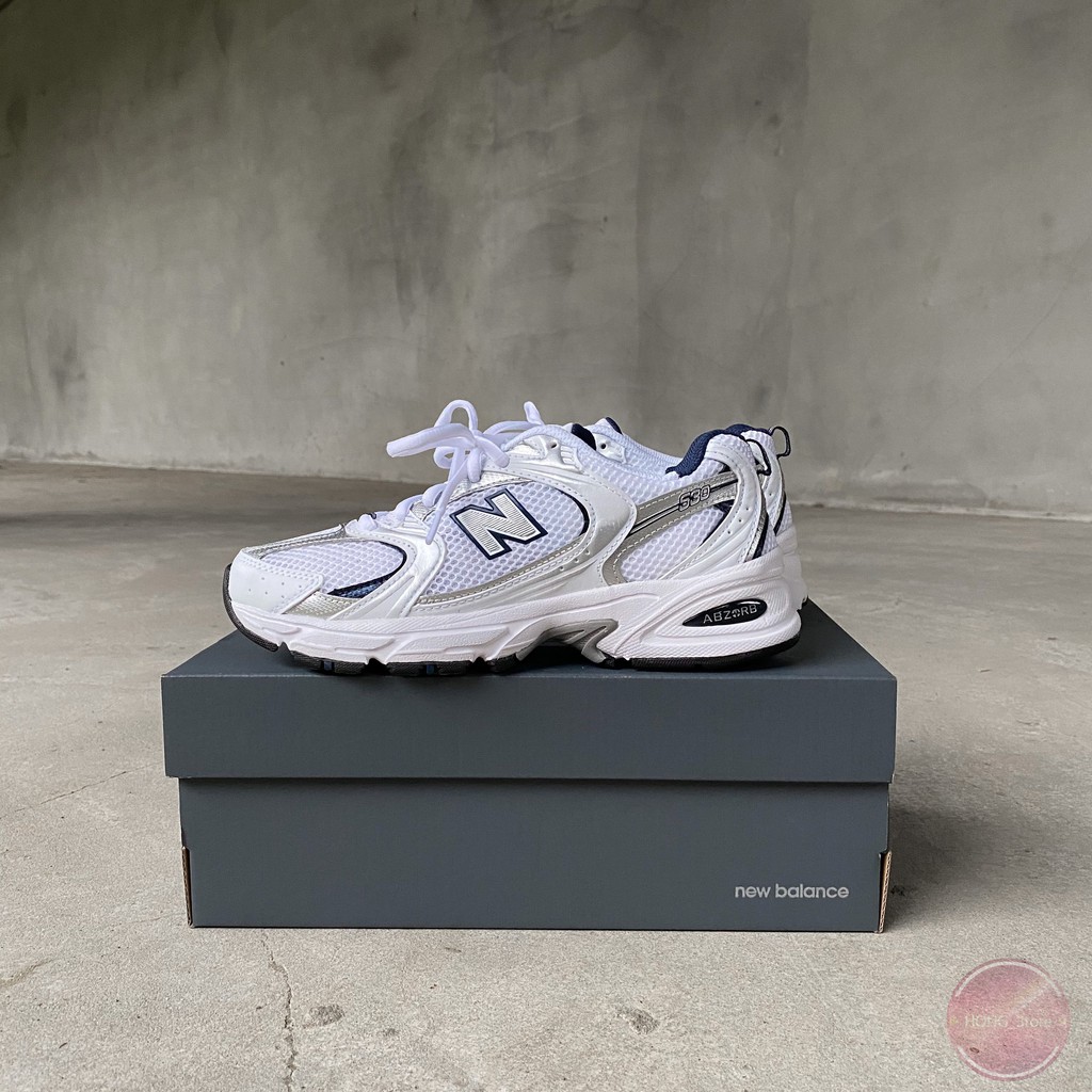 【 Hong__Store 】New Balance MR530SG 530SG 530 慢跑 網布 白銀 白 銀