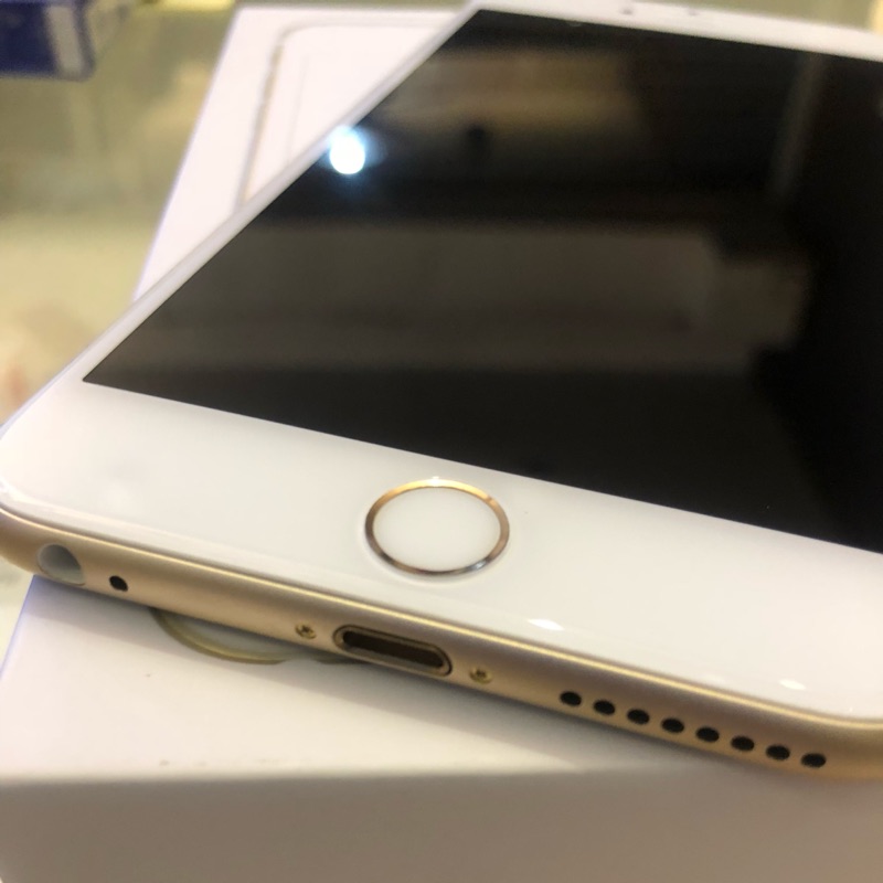 9.8極新Iphone6s plus 128g金色 盒序一樣 功能正常 2016年機子 台灣公司貨 無維修過=12300
