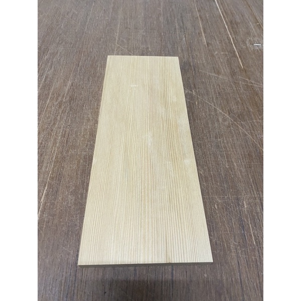 10.5x28.5公分 厚度1公分 台灣檜木板 檜木片 檜木木料