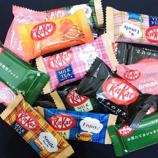 【小夫妻2館】 日本 雀巢 KITKAT 威化巧克力餅乾 袋裝 宇治抹茶巧克力 草莓 覆盆莓 哈密瓜 蜜桃 抹茶