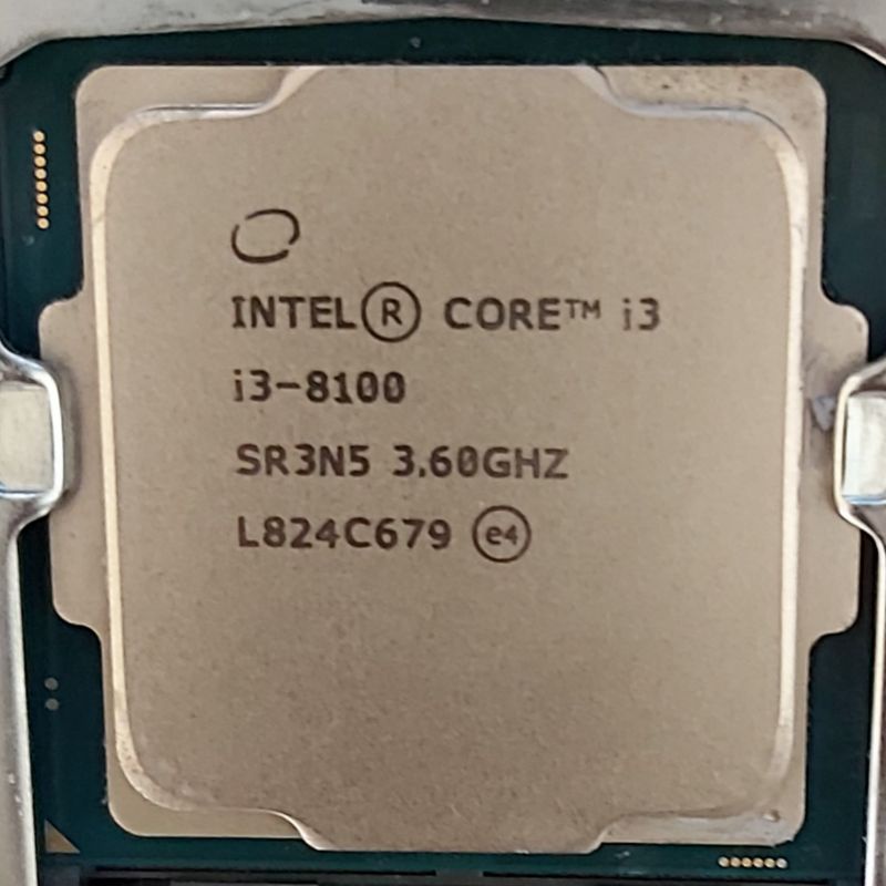 【二手】Intel i3-8100 CPU 八代 處理器 4核心 內顯 含原廠扇