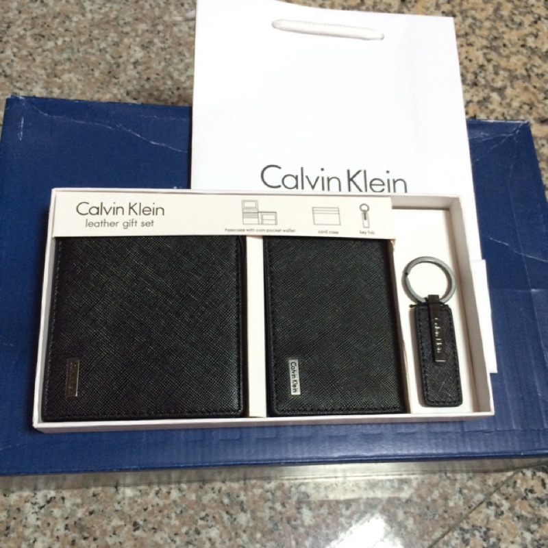 Calvin Klein CK 防刮附零錢袋短皮夾+名片夾+鑰匙圈超值 三合一禮盒組