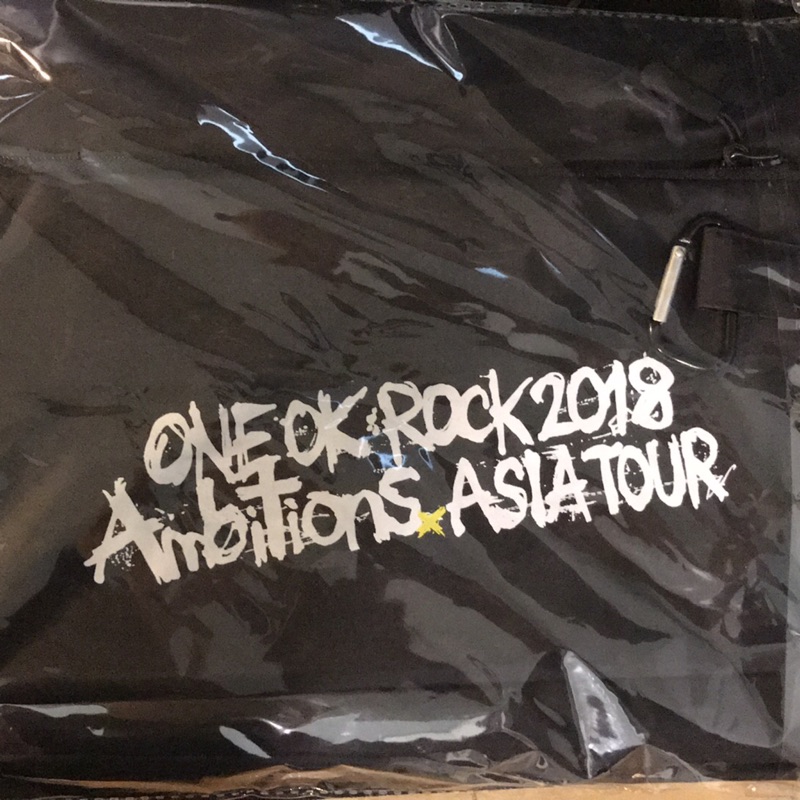 One Ok Rock 台灣場限定雨衣 蝦皮購物