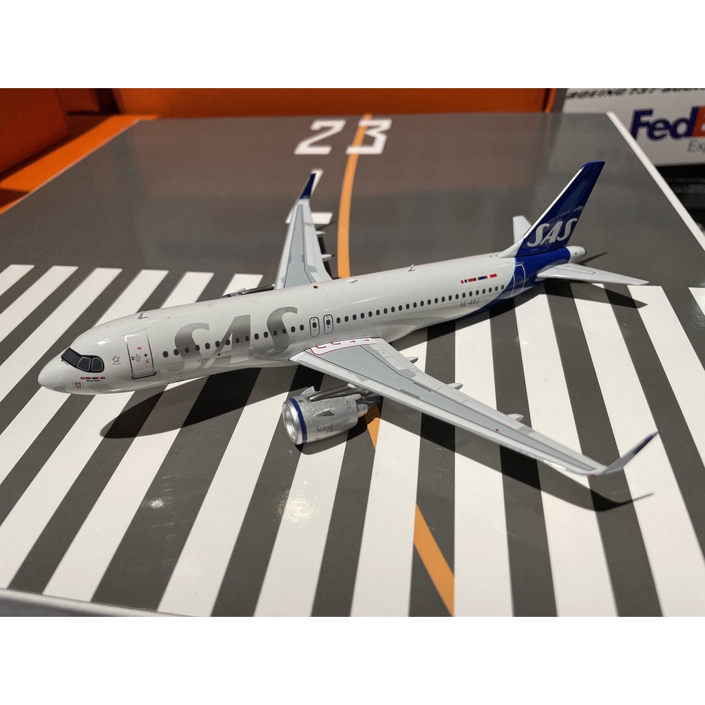 RBF 寄賣 IF 1/200 SAS A320NEO SE-ROJ 8成新模型 C21824182942931