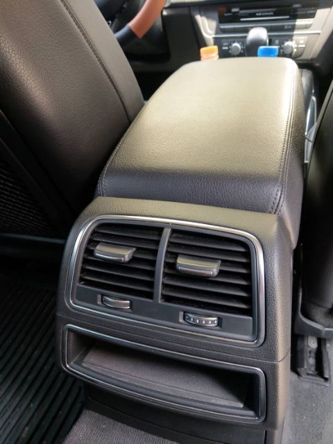 18 奧迪a6 Wagon C7 5 旅行車18 5月購入 原廠保固 訂金10萬元 售價115萬 蝦皮購物