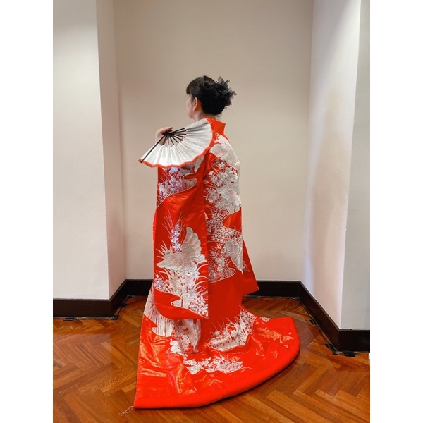 日本和服 蝴蝶正絹色打掛朱色系高級品特價品 蝦皮購物