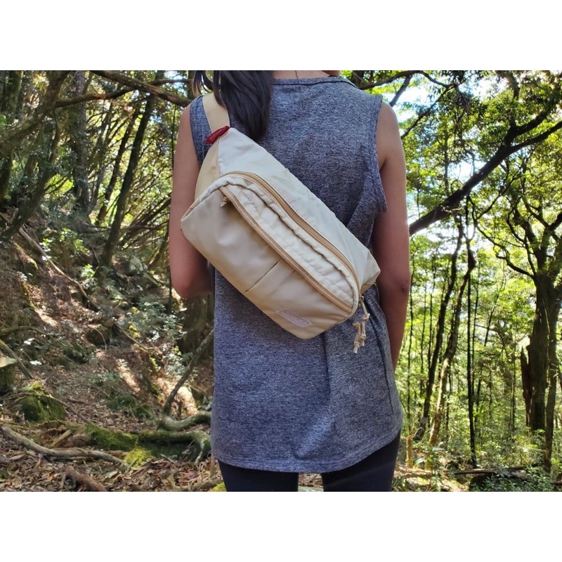 Coleman Walker Waist 腰包日本代購斜背包側背包胸包小包多功能包外出包 蝦皮購物