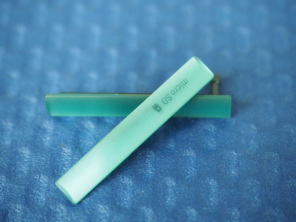 Z3 Sony 維修防塵塞的價格推薦 2021年11月 比價比個夠biggo