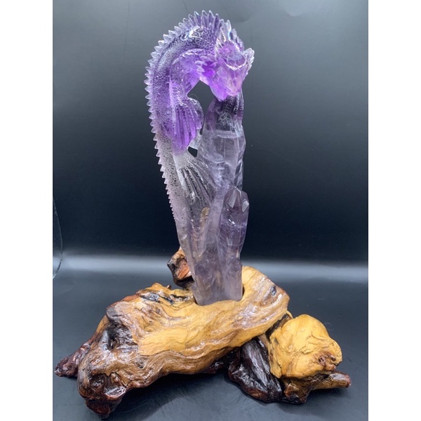紫水晶雕刻擺件 天然紫水晶擺件 蜥蜴擺件 氣勢磅礴擺件 吸金過億 招財 智慧 精緻雕刻 收藏品項 生意興隆 創業擺件