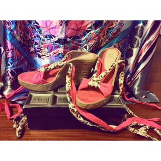 （二手）日本109百貨品牌Cizare夏日風桃紅綁帶楔型跟鞋