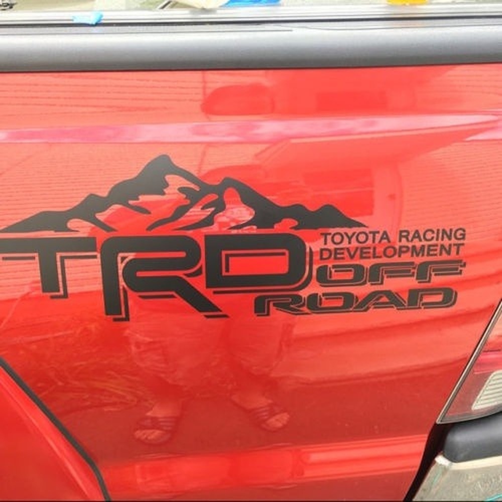 豐田 (2Pcs) Trd Toyota Tacoma Tundra 貼花乙烯基貼紙越野圖形 4x4 工廠