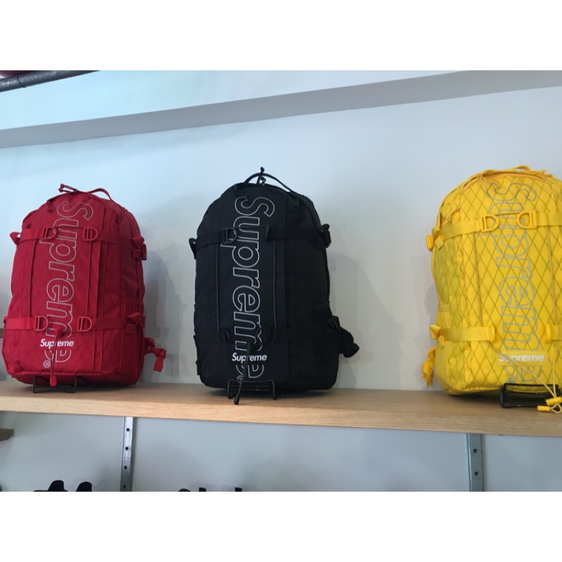 『小蘑菇日本走跳～購』部分現貨 Supreme 45th Backpack 45代 紅 黑 黃 3M反光 後背包