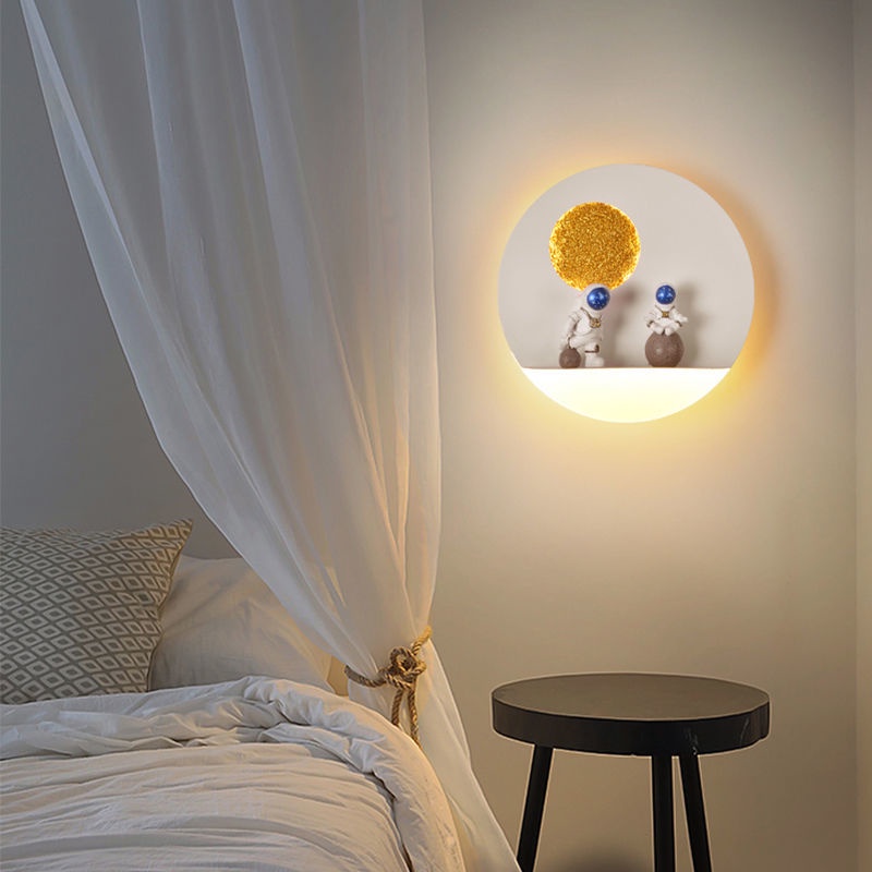 LLK【全場免運】新款網紅宇航員月球壁燈led燈飾兒童房創意個性臥室太空人床頭燈