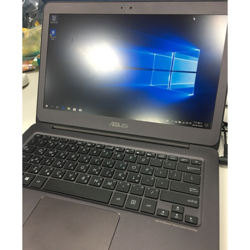 ASUS Zenbook UX305F 商用商務筆記型電腦 二手 已重灌win10