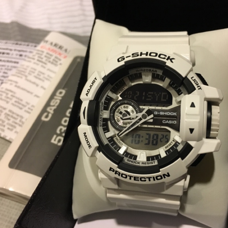CASIO G-Shock GA-400-7A 亮光白 白太極 男電子錶 大錶徑