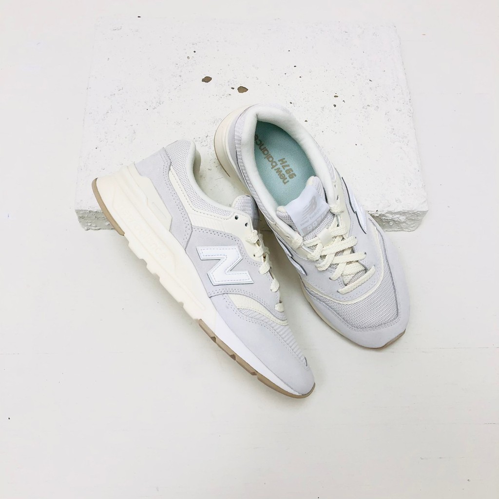 【R-MAN】 NEW BALANCE 997 復古慢跑鞋 CM997HCB 米白 奶茶 女款