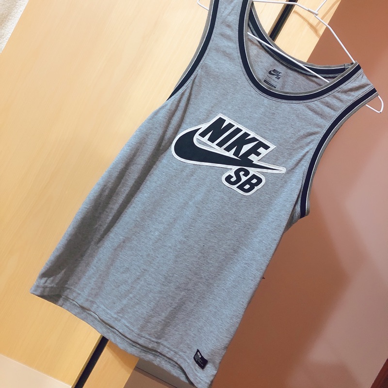 Nike SB灰色背心-二手