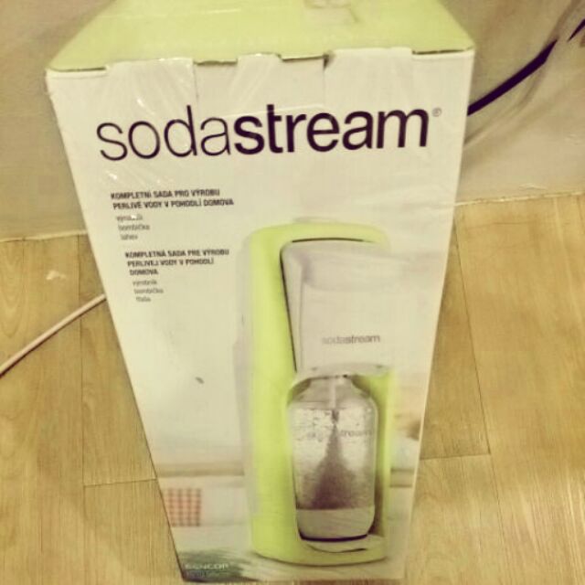 『下殺』《全新》Sodastream JET氣泡水機 (綠茵草原)