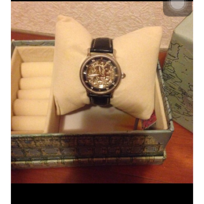 原價一萬多超低出售✨Flungo女機械錶