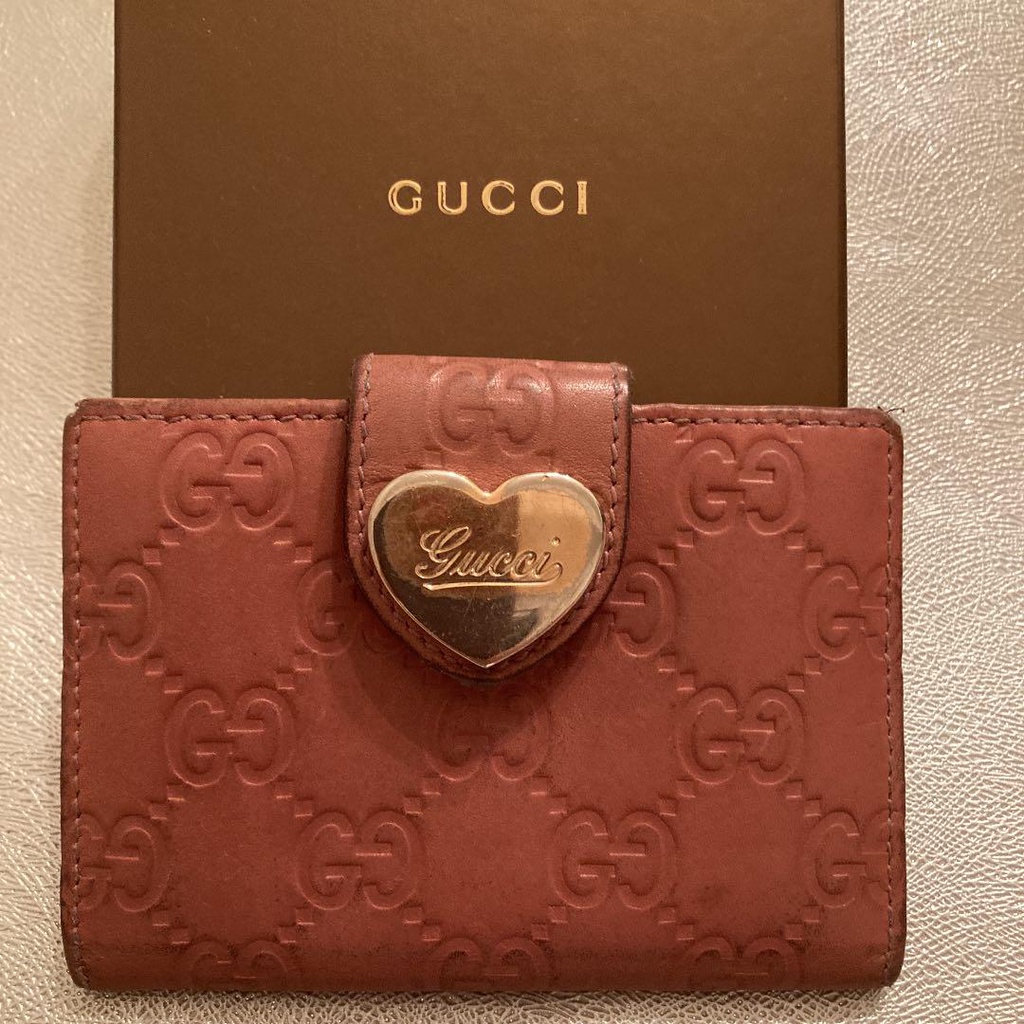 Gucci 識別證套 飛比價格 22年1月ptt與dcard推薦網拍商品