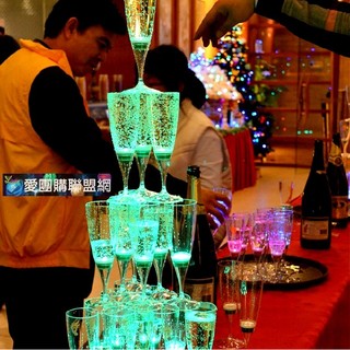 【愛團購 iTogo】LED入水亮感應香檳杯|發光紅酒杯|發光高腳杯|發光雞尾酒杯|發光香檳杯( 隨機出貨)