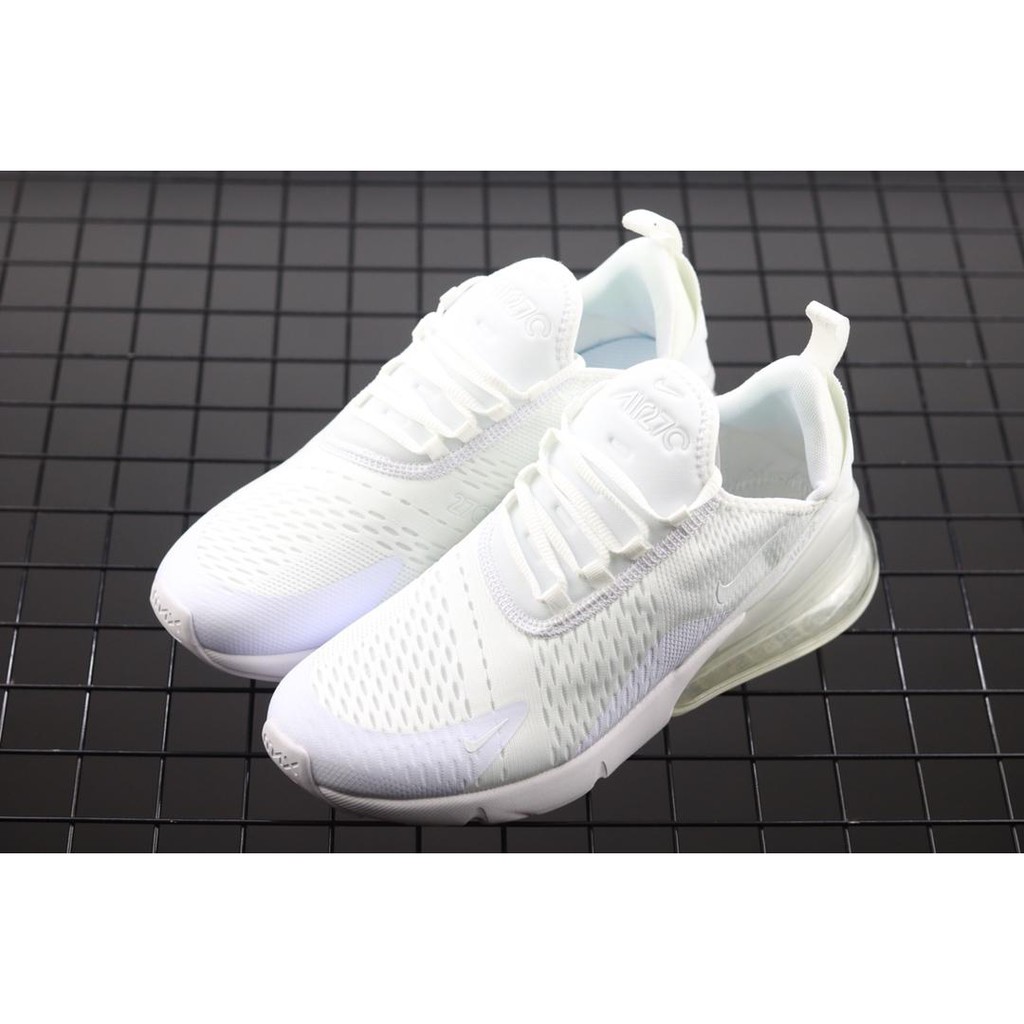 air 270 triple white
