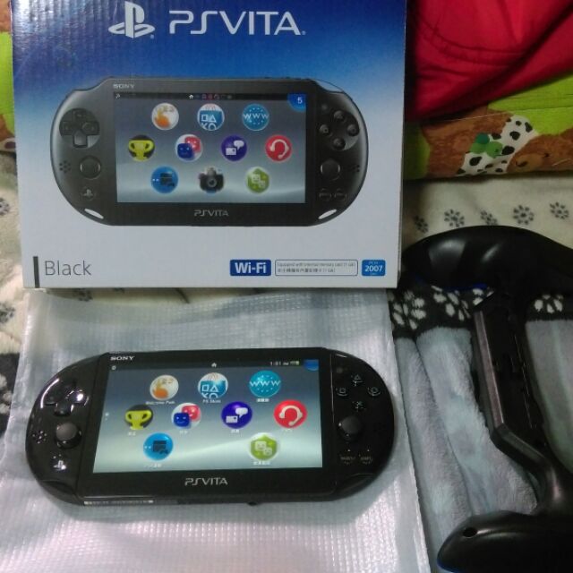 很新【PSV / PS Vita】2007薄型機 經典黑色+手把+主機套