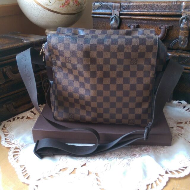 正品 LV N45255 Naviglio 真品 經典棋盤格書包／大豆腐包／信差袋 實拍  需要更多細照請私～