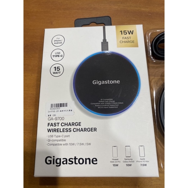 只有一個，便宜賣 [Gigastone 立達國際]9V/15W 急速無線充電盤 GA-9700