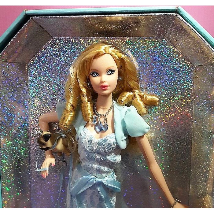 【Mika】粉標收藏型芭比娃娃 生日石三月藍晶（飾品氧化，請不介意再下標，盒損）Barbie