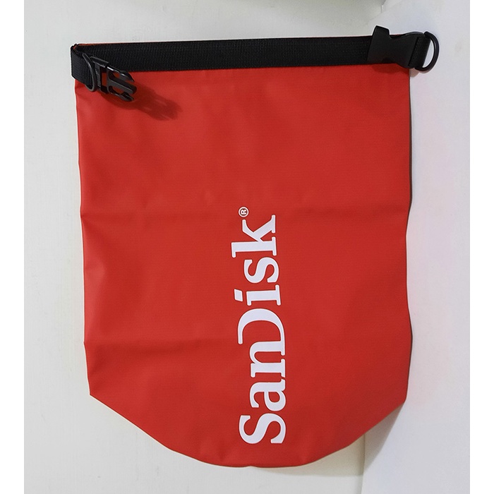 SanDisk 紅色圓筒包/收納袋/側背包(附背帶)