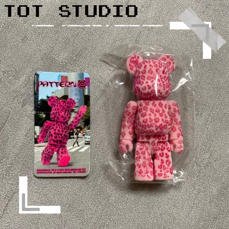 ‹ TOT.Studio › 庫柏力克熊 Be@rbrick 100% 植絨 粉色 豹紋 30代 代數熊