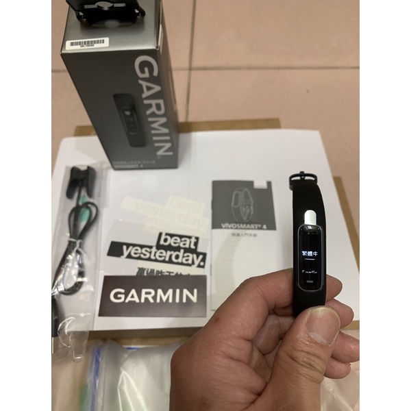 GARMIN vivosmart 4  Biack/Slate S/M 9成9新