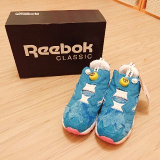 doraemon reebok