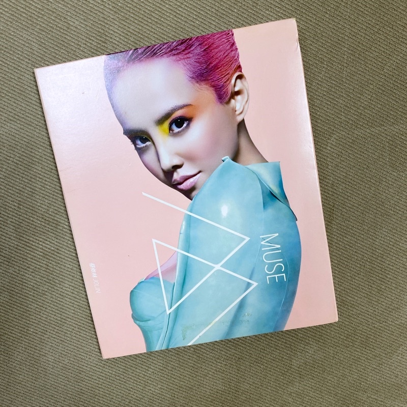 蔡依林 Jolin Tsai ジョリーン MUSE 愛的謬思精裝版 台湾預購版1