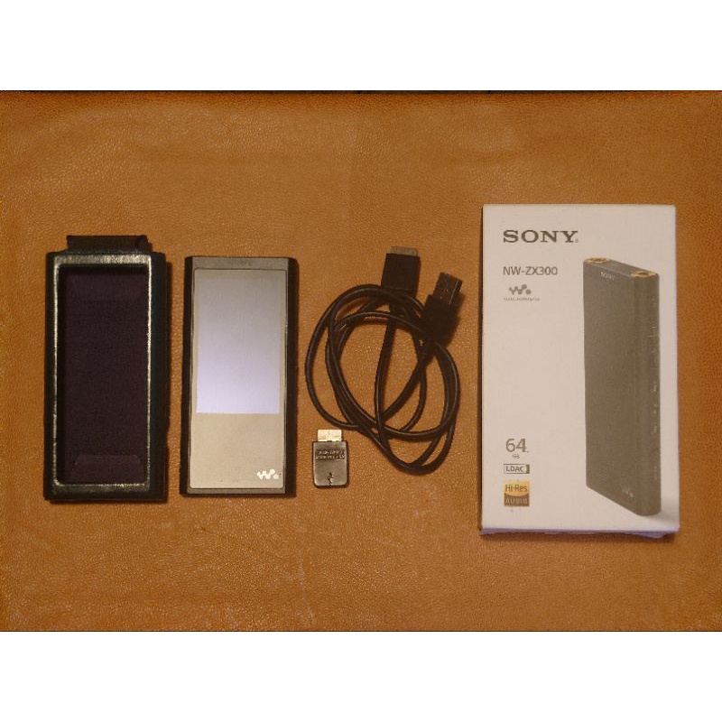 過保公司貨 Sony NW-ZX300 Walkman高解析播放器，含保護套與WM轉micro USB頭