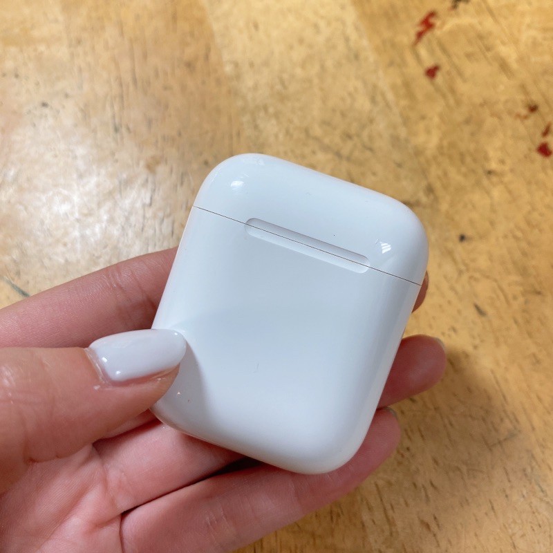 AirPods 2代 有線充電盒