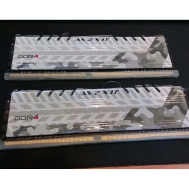 Avexir DDR4 2400 8G*2 琥珀白