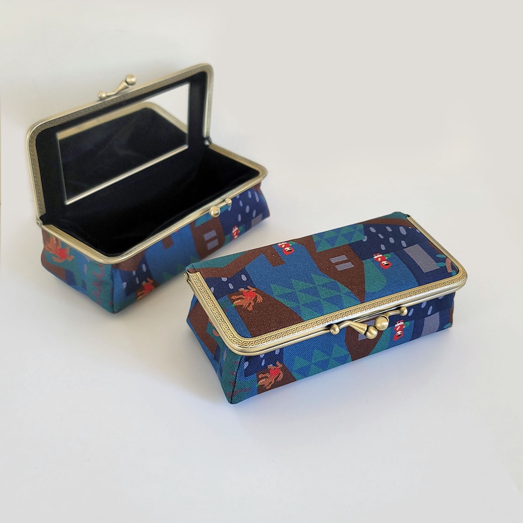 BoingBoing 經典口金框鏡子化妝盒珠寶盒-歐洲童話小屋 深藍色 小紅帽與大野狼 畢業禮物