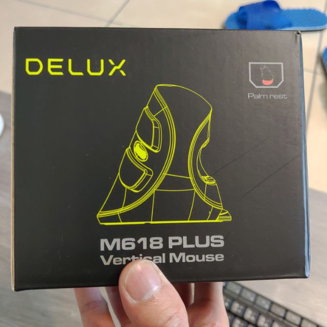 DeLUX M618 Plus 第五代垂直光學滑鼠 無線版